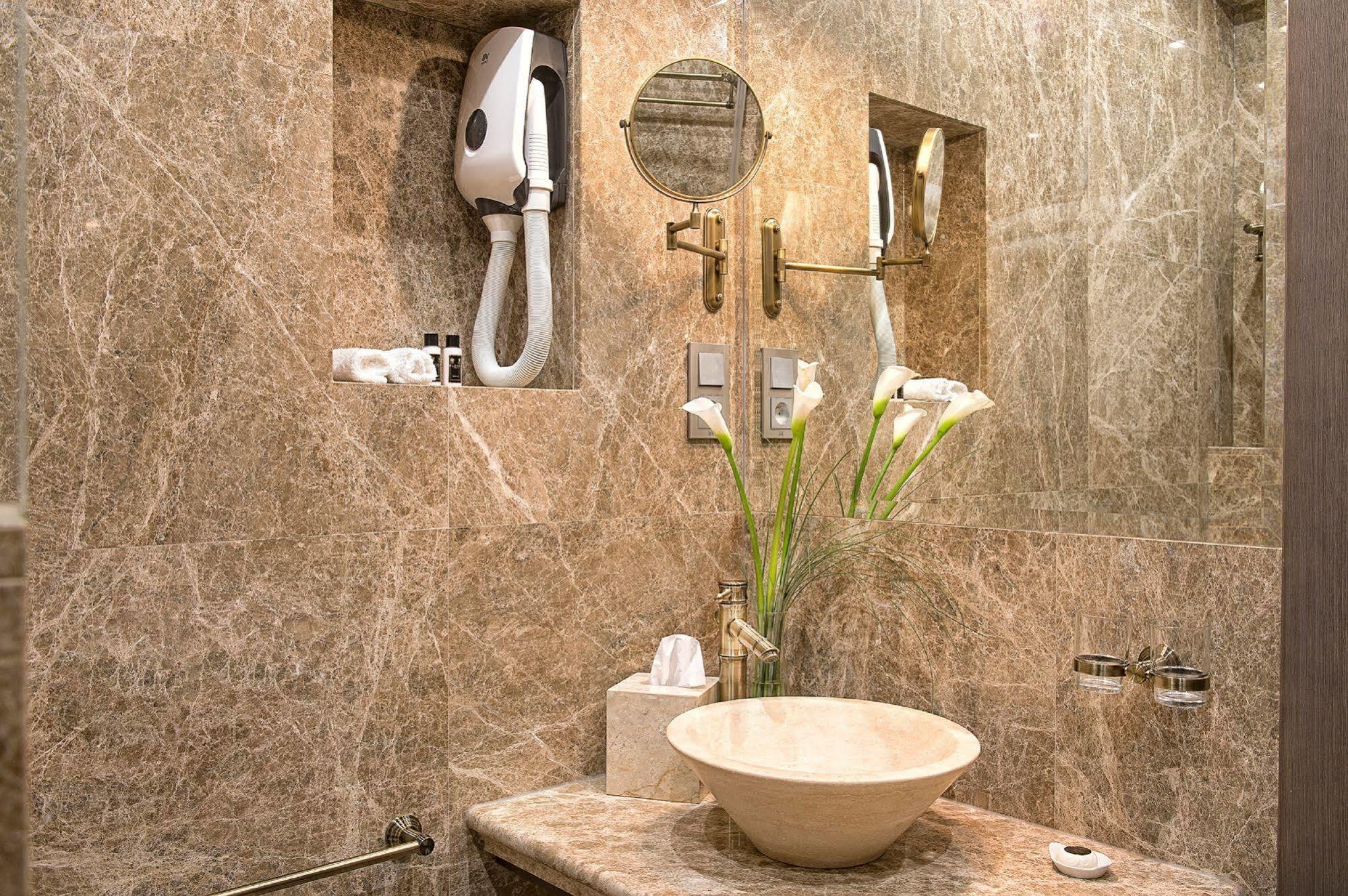 Villa Plaza Boutique Hotel & Spa Presov Exterior photo